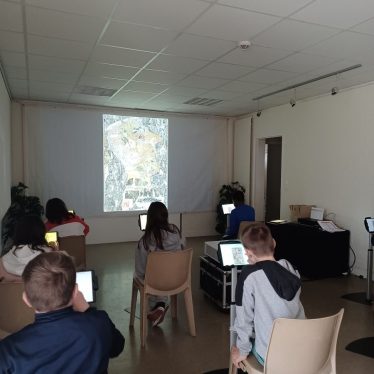 La Micro-Folie à la bibliothèque de La Rochette