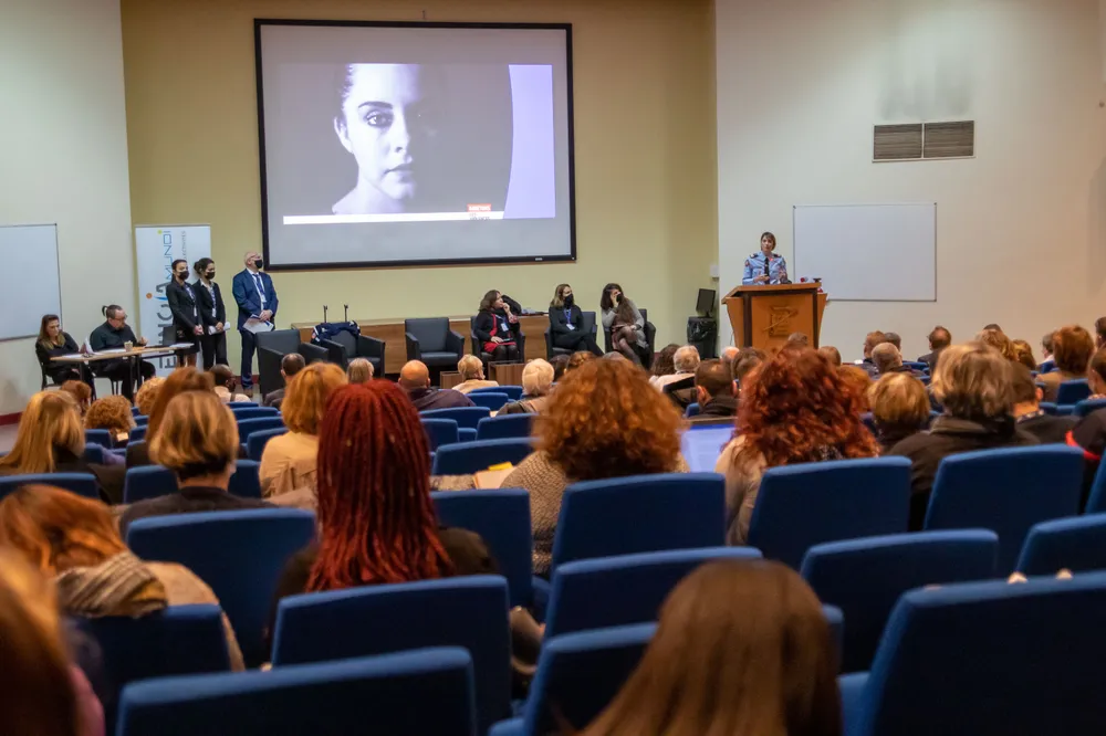 Assises pour lelimination des violences faites aux femmes