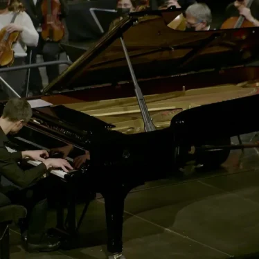 Quatrieme symphonie et quatrieme concerto pour piano de Beethoven